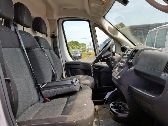 3C6TRVBG7HE542670 - 2017 RAM PROMASTER 白色 照片 5