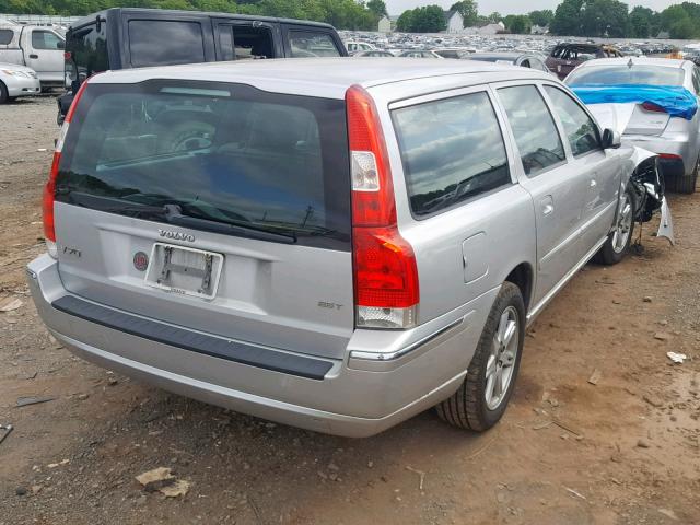 YV1SW592552519494 - 2005 VOLVO V70 FWD SILVER photo 4