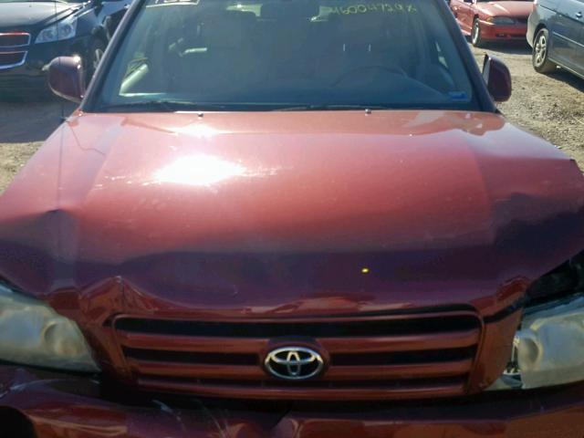 JTEGD21AX50120333 - 2005 TOYOTA HIGHLANDER RED photo 7