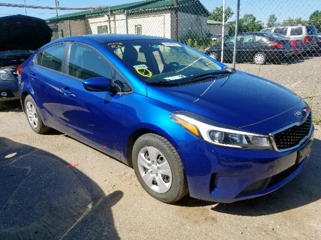 3KPFK4A7XJE210427 - 2018 KIA FORTE LX BLUE photo 1