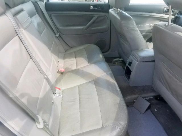 WVWVD63B12E389179 - 2002 VOLKSWAGEN PASSAT GLS SILVER photo 6