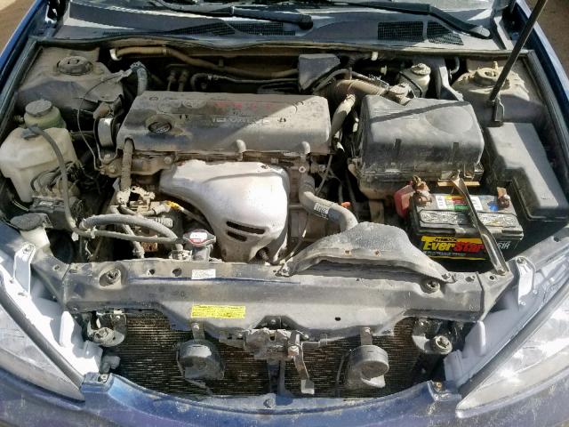 4T1BE30K75U426776 - 2005 TOYOTA CAMRY LE BLUE photo 7