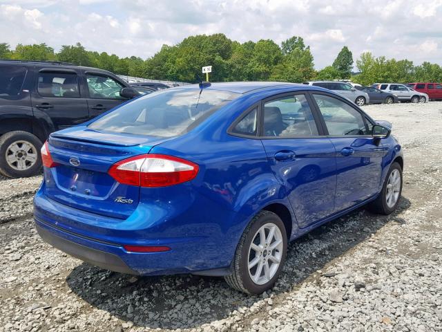 3FADP4BJ0KM136662 - 2019 FORD FIESTA SE BLUE photo 4