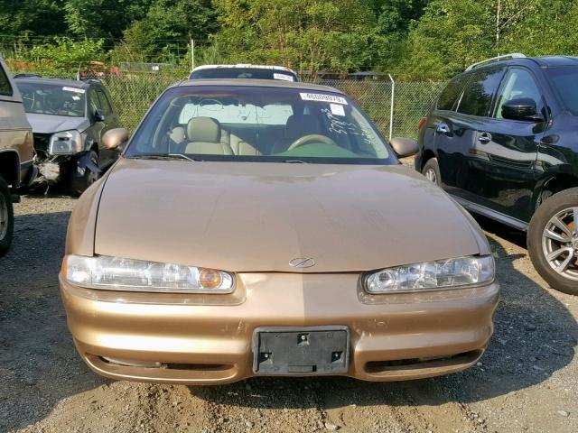 1G3WS52K5WF326012 - 1998 OLDSMOBILE INTRIGUE G GOLD photo 9