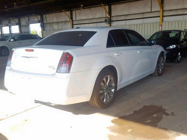 2C3CCAGG5EH379193 - 2014 CHRYSLER 300 S WHITE photo 4