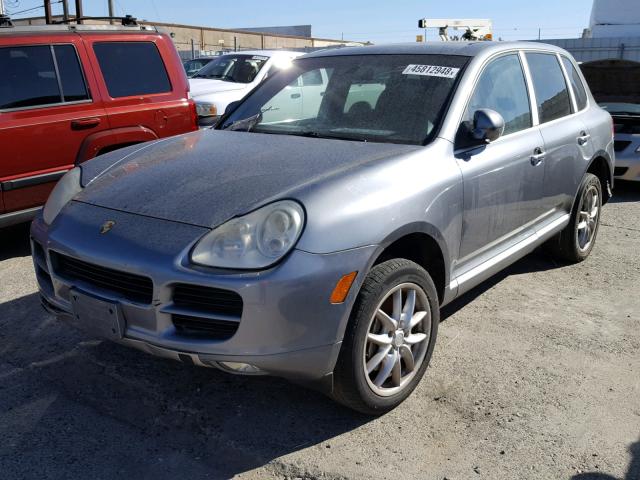 WP1AB29P45LA61009 - 2005 PORSCHE CAYENNE S GRAY photo 2