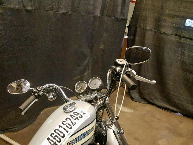 1HD1CLP195K422841 - 2005 HARLEY-DAVIDSON XL1200 R SILVER photo 5