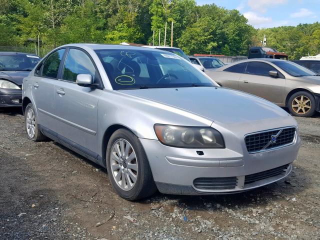 YV1MS382352120397 - 2005 VOLVO S40 2.4I SILVER photo 1