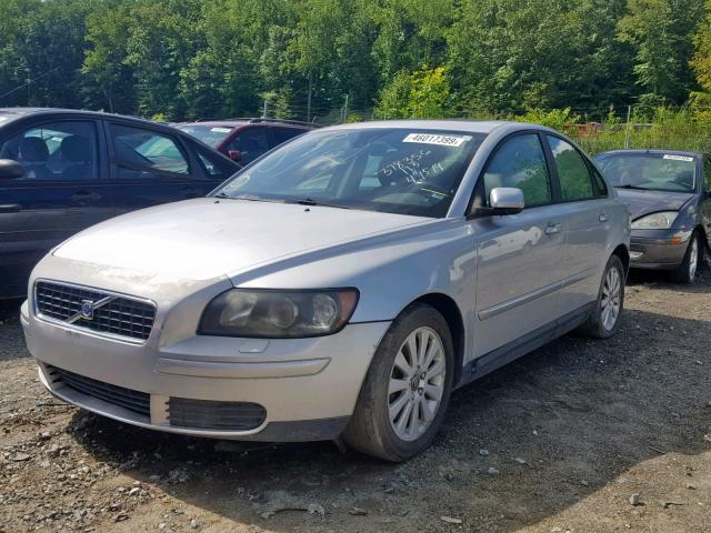 YV1MS382352120397 - 2005 VOLVO S40 2.4I SILVER photo 2