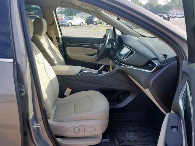 5GAEVBKW9KJ197012 - 2019 BUICK ENCLAVE PR GRAY photo 5