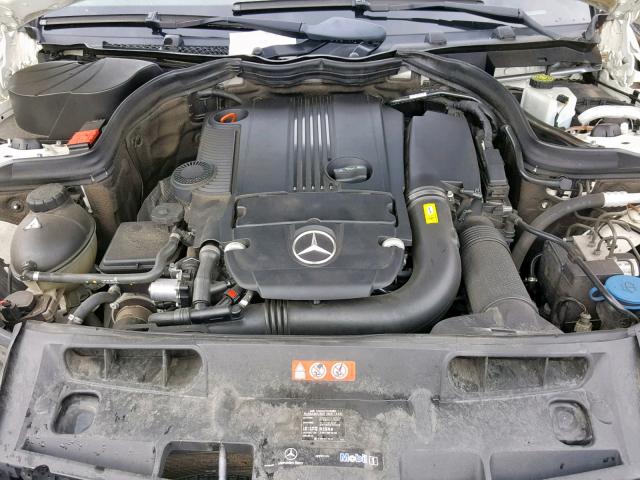 WDDGF4HB1CA619544 - 2012 MERCEDES-BENZ C 250 WHITE photo 7