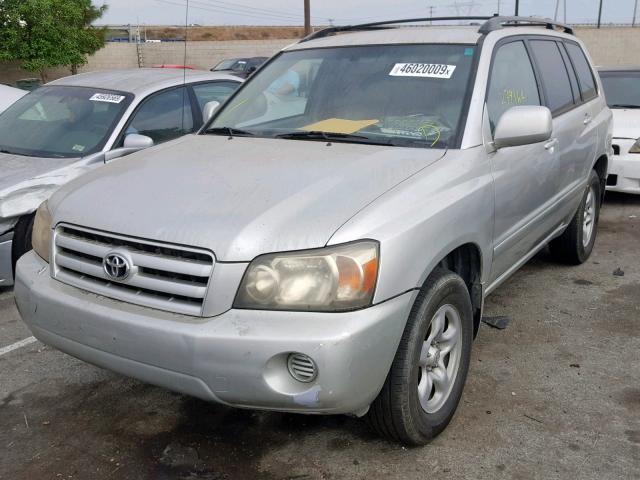 JTEDD21A050129271 - 2005 TOYOTA HIGHLANDER SILVER photo 2