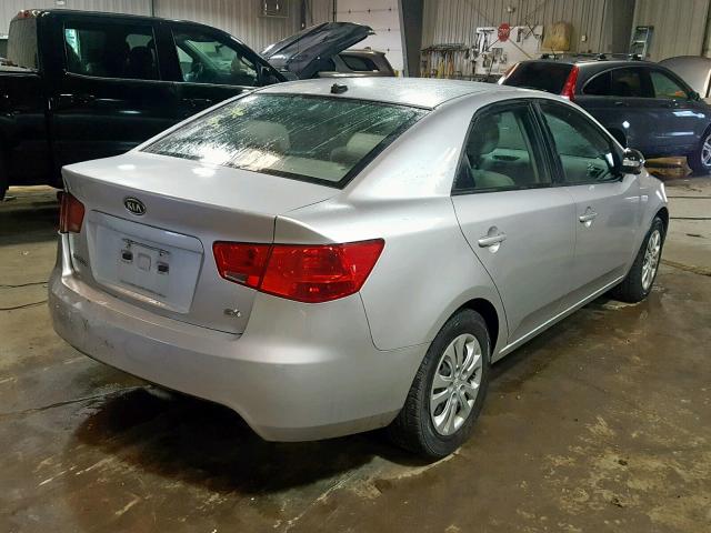 KNAFU4A28C5588921 - 2012 KIA FORTE EX SILVER photo 4