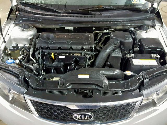 KNAFU4A28C5588921 - 2012 KIA FORTE EX SILVER photo 7