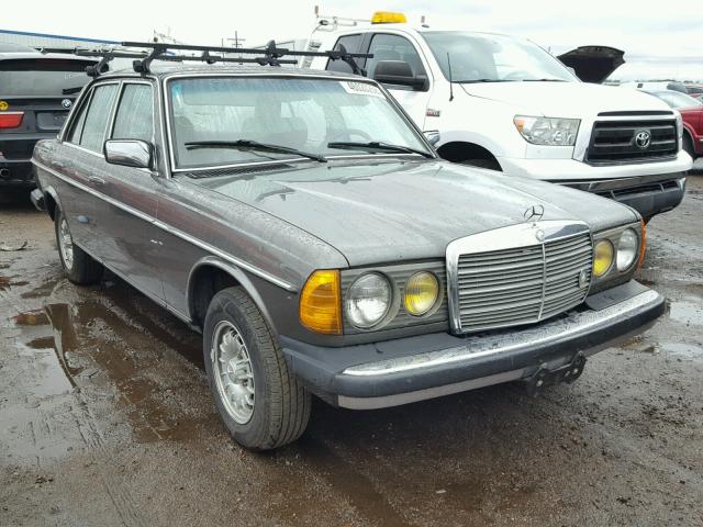 WDBAB33A9CB014913 - 1982 MERCEDES-BENZ 300 DT CHARCOAL photo 1