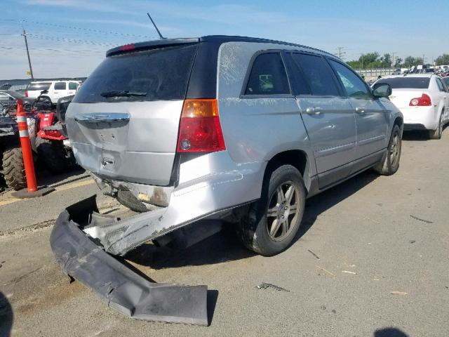 2A8GM68XX8R630819 - 2008 CHRYSLER PACIFICA T SILVER photo 4