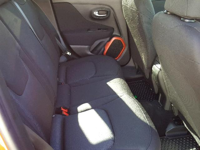 ZACCJBAB8JPH44169 - 2018 JEEP RENEGADE S RED photo 6