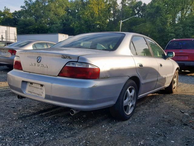 19UUA56602A037524 - 2002 ACURA 3.2TL SILVER photo 4