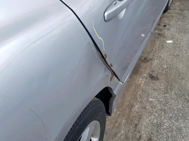 2HGFA1F63AH505053 - 2010 HONDA CIVIC LX-S Gümüş foto 9