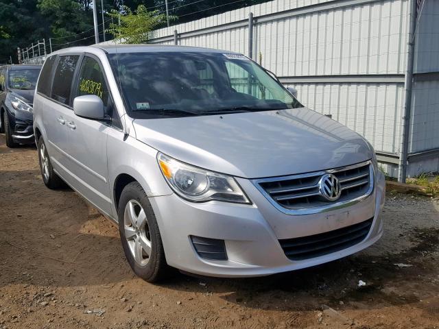 2V4RW3D18AR360074 - 2010 VOLKSWAGEN ROUTAN SE SILVER photo 1