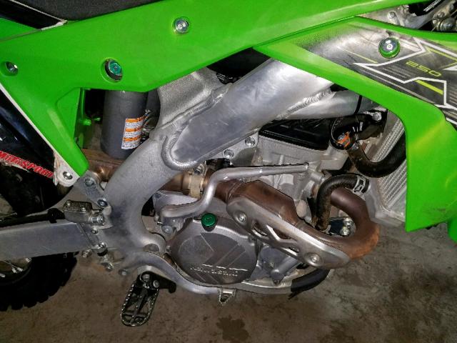 JKBKXTAC5KA020259 - 2019 KAWASAKI KX252 A GREEN photo 7