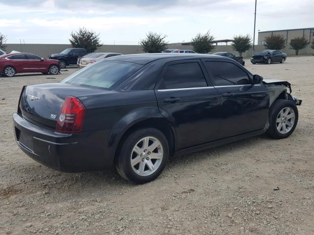 2C3KA53G16H480148 - 2006 CHRYSLER 300 TOURIN BLACK photo 4