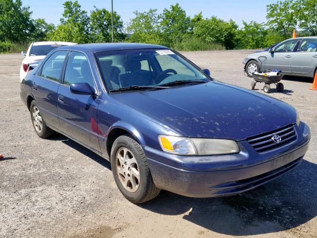 4T1BF22K5WU068700 - 1998 TOYOTA CAMRY CE BLUE photo 1