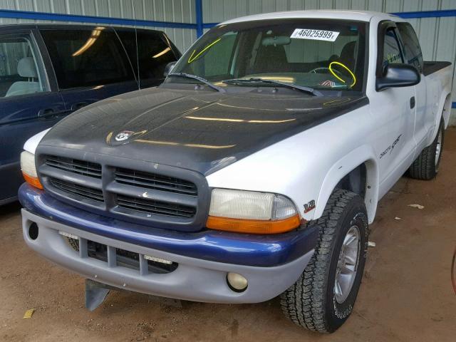 1B7GG22N0YS697491 - 2000 DODGE DAKOTA WHITE photo 2