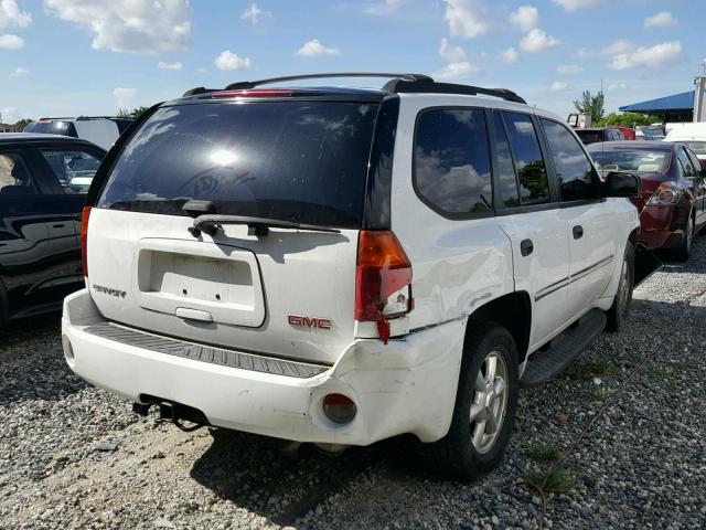 1GKDS13S972149346 - 2007 GMC ENVOY WHITE photo 4