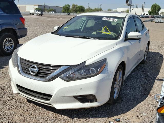 1N4BL3AP7HC255189 - 2017 NISSAN ALTIMA 3.5 WHITE photo 2