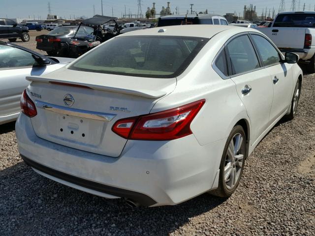 1N4BL3AP7HC255189 - 2017 NISSAN ALTIMA 3.5 WHITE photo 4