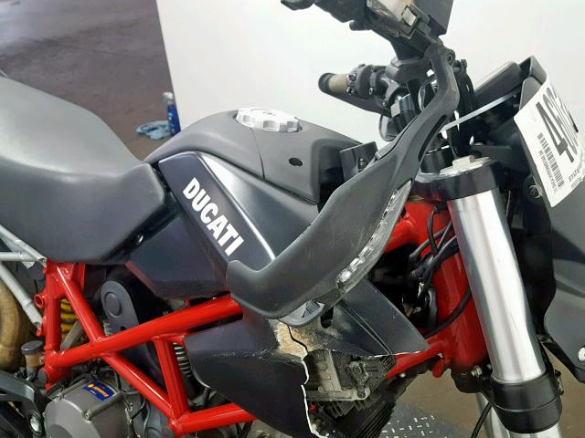 ZDM1YAAN7BB021193 - 2011 DUCATI HYPERMOTAR BLACK photo 10