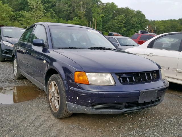 WVWMA63B5XE215692 - 1999 VOLKSWAGEN PASSAT GLS BLUE photo 1