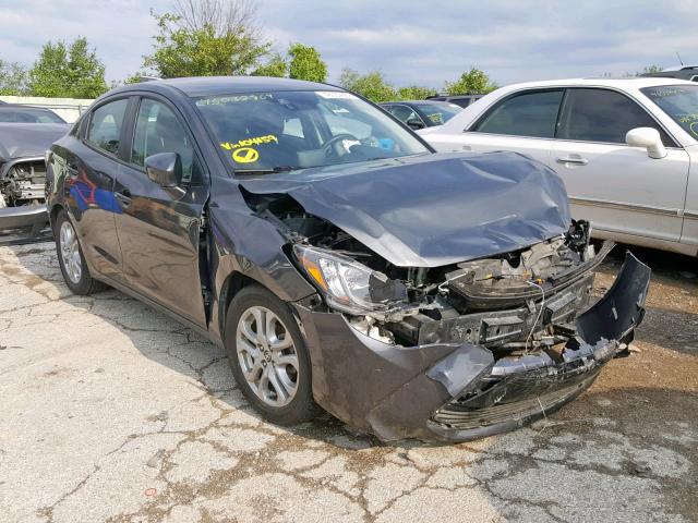 3MYDLBZV1GY104159 - 2016 TOYOTA SCION IA GRAY photo 1