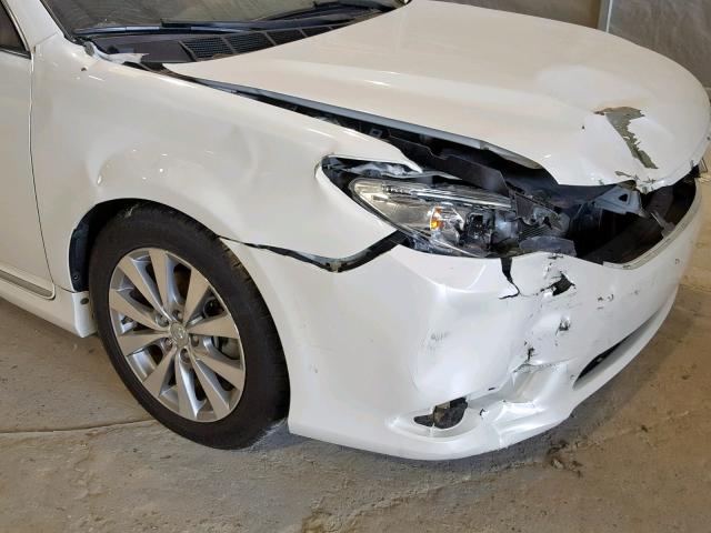 4T1BK3DB3BU380877 - 2011 TOYOTA AVALON BAS WHITE photo 9