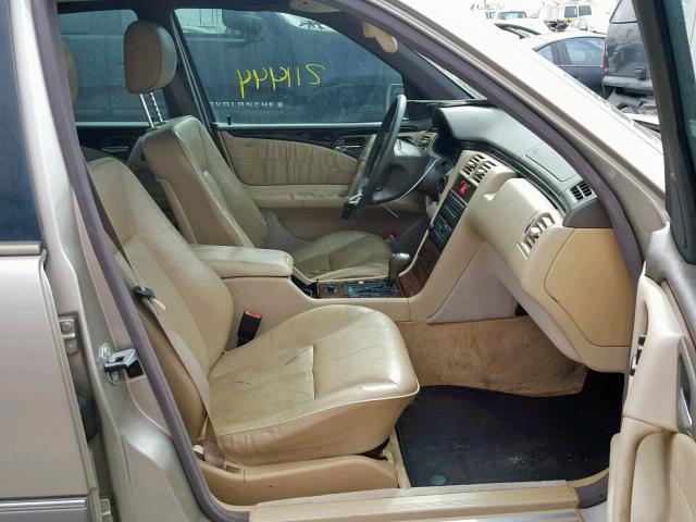 WDBJF55F0VA277390 - 1997 MERCEDES-BENZ E 320 GOLD photo 5