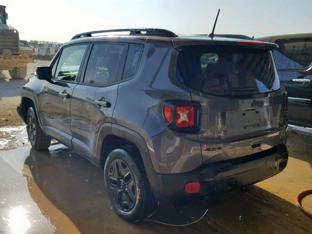ZACCJBAB5JPJ15000 - 2018 JEEP RENEGADE S GRAY photo 3