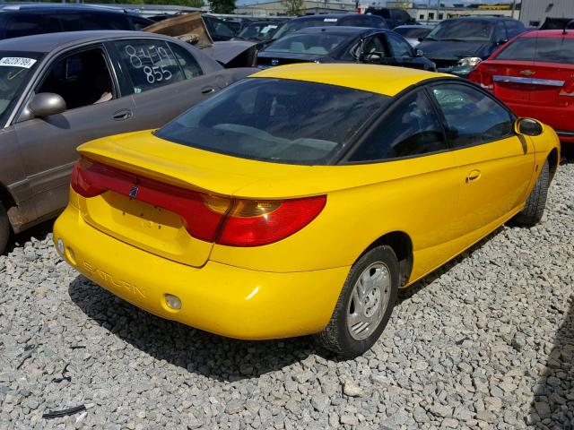 1G8ZY12751Z108458 - 2001 SATURN SC2 YELLOW photo 4