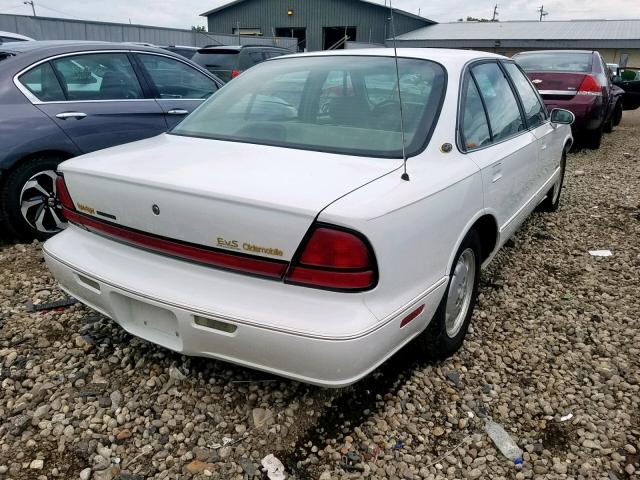 1G3HC52K8X4837264 - 1999 OLDSMOBILE 88 50TH AN WHITE photo 4