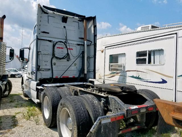 4V4NC9TG08N492381 - 2008 VOLVO VN VNL WHITE photo 3