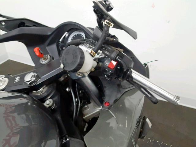 JS1VP53AX52102883 - 2005 SUZUKI SV650 GRAY photo 9