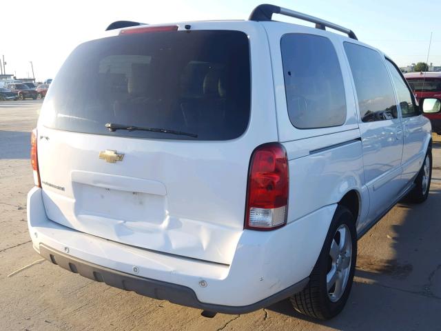 1GNDV33118D134889 - 2008 CHEVROLET UPLANDER L WHITE photo 4