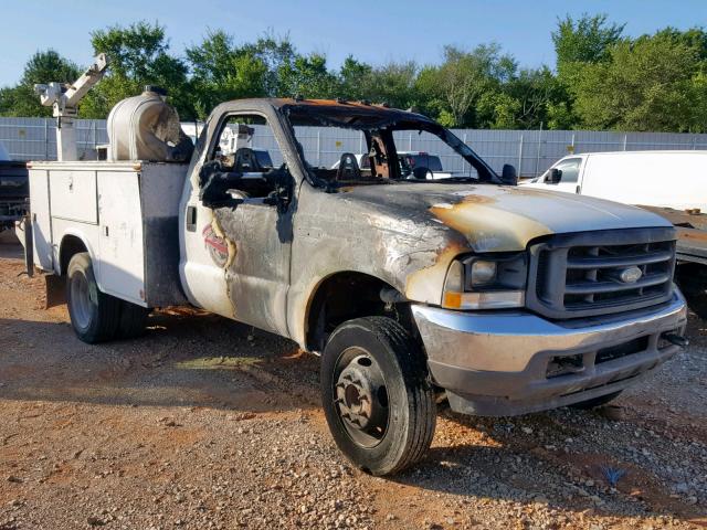 1FDAF56FX2ED27843 - 2002 FORD F550 SUPER WHITE photo 1