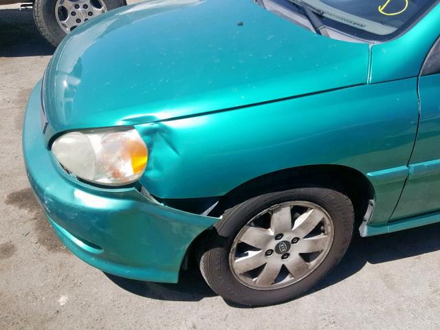 KNADC123X26146196 - 2002 KIA RIO GREEN photo 9