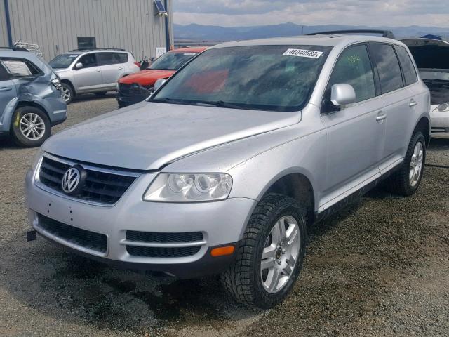 WVGCM67L74D021474 - 2004 VOLKSWAGEN TOUAREG 4. SILVER photo 2