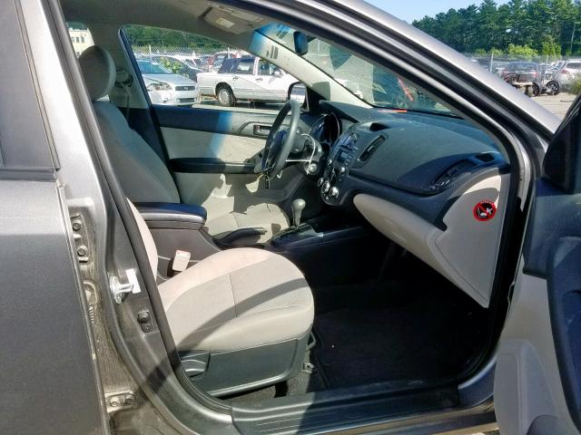 KNAFU4A22A5244403 - 2010 KIA FORTE EX GRAY photo 5