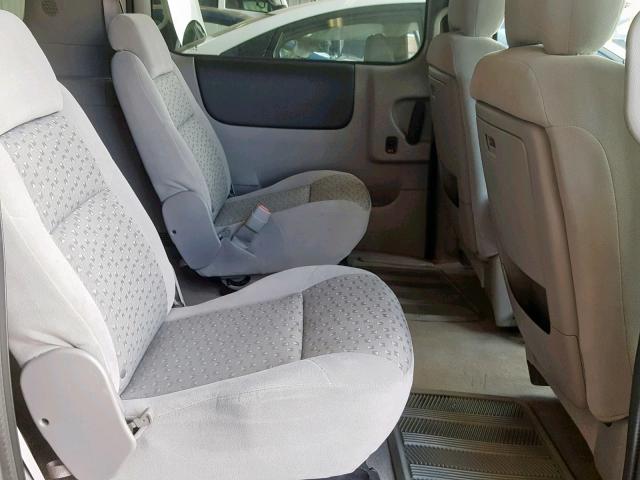1GNDV23W28D122384 - 2008 CHEVROLET UPLANDER L 灰色 照片 6