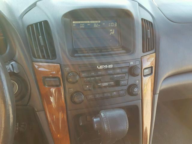 JT6HF10U7Y0100402 - 2000 LEXUS RX 300 SILVER photo 9