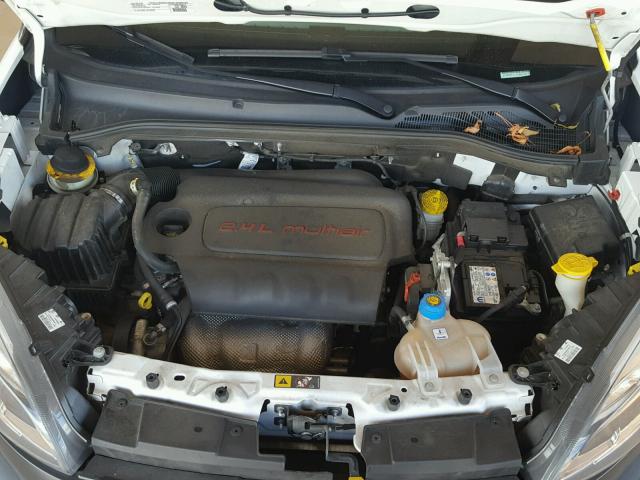 ZFBERFATXG6B32817 - 2016 RAM PROMASTER 白色 照片 7