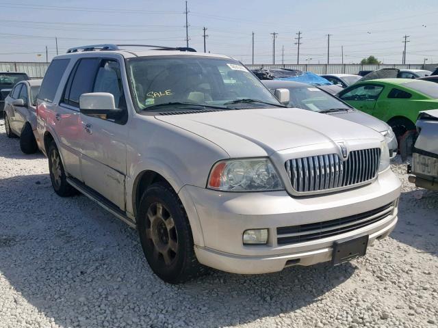 5LMFU27536LJ25196 - 2006 LINCOLN NAVIGATOR WHITE photo 1